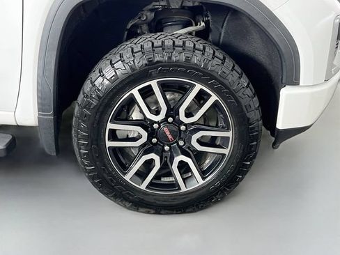 Used 2019 GMC Sierra 1500 AT4 w/ AT4 Premium Package AWD/4WD image 40