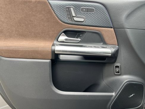 Certified 2025 Mercedes-Benz GLA 35 AMG 4MATIC image 13