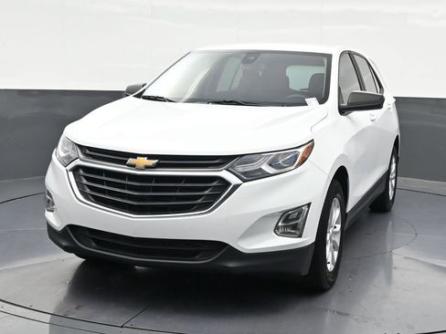 Used 2020 Chevrolet Equinox LS FWD image 9