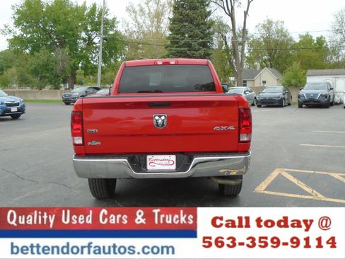 Used 2021 RAM 1500 Classic SLT AWD/4WD image 4