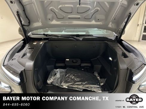 New 2025 Chevrolet Silverado EV RST image 28