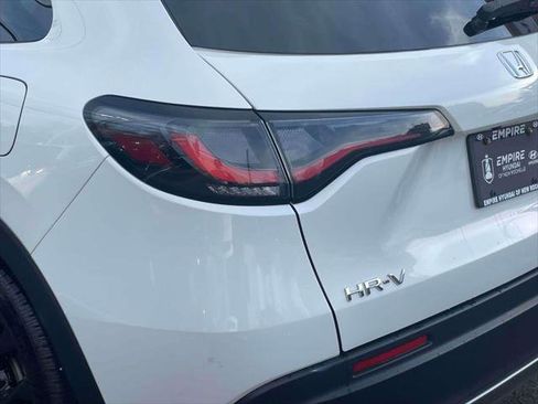 Used 2023 Honda HR-V Sport image 10