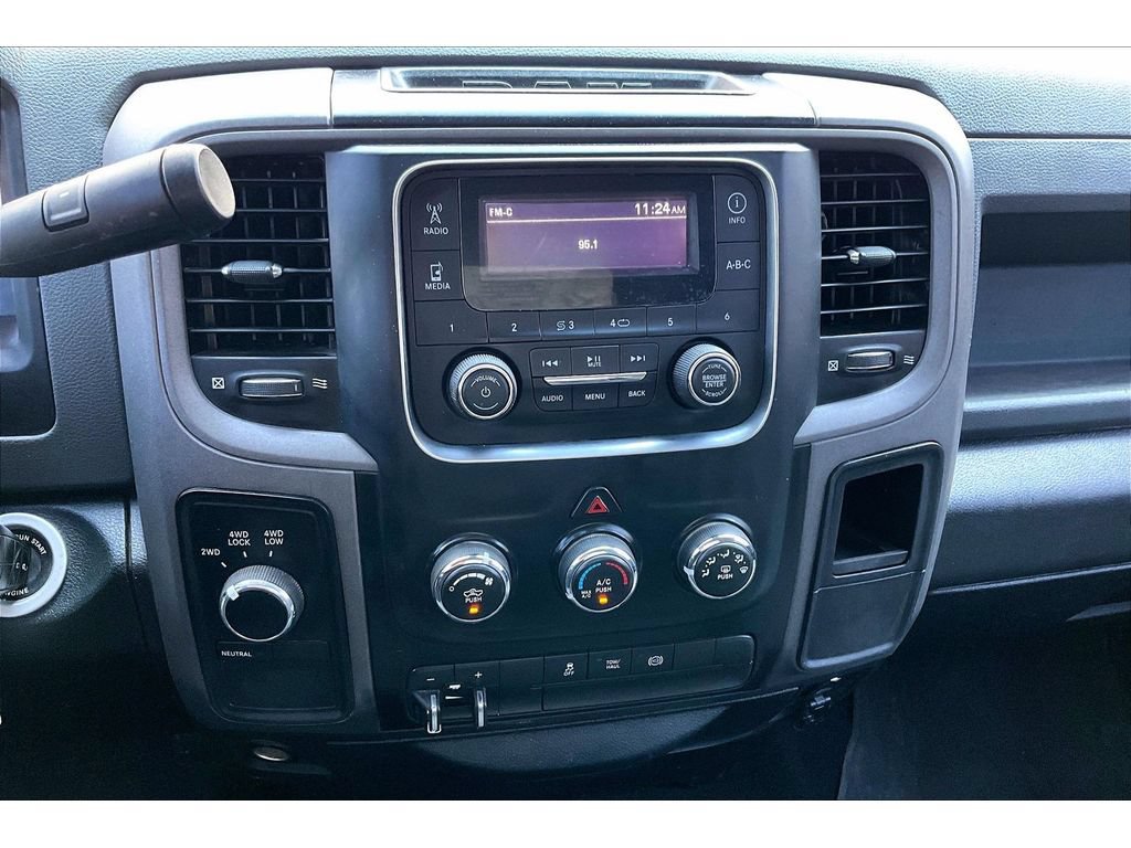 Used 2018 RAM 3500 Tradesman w/ Chrome Appearance Group AWD/4WD image 24
