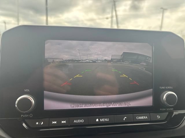 Used 2024 Nissan Pathfinder S AWD/4WD image 15