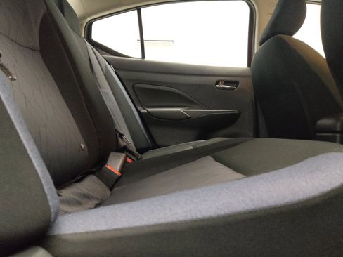 Used 2025 Nissan Versa SV FWD image 19