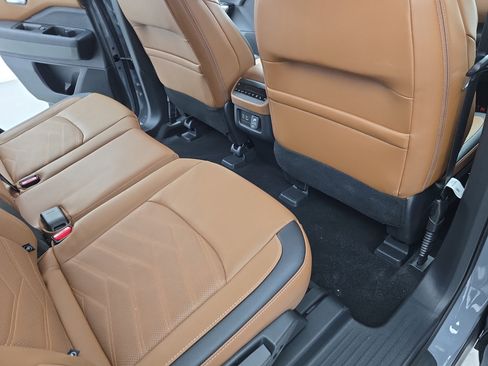 New 2025 Nissan Pathfinder Platinum w/ Cargo Package image 11