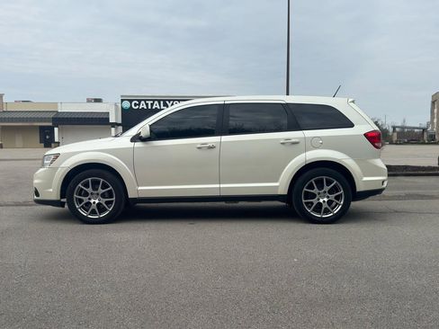 Used 2012 Dodge Journey R/T w/ Flexible Seating Group image 7
