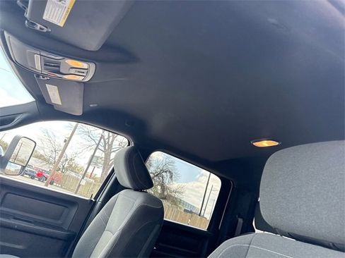 Used 2022 RAM 3500 Tradesman image 20