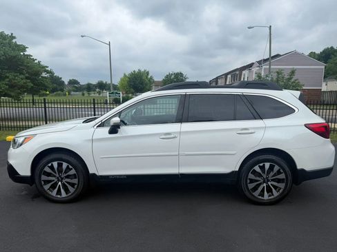 Used 2016 Subaru Outback 2.5i Limited AWD/4WD image 39