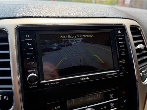 Used 2011 Jeep Grand Cherokee 4WD Limited w/ Trailer Tow Group IV image 38