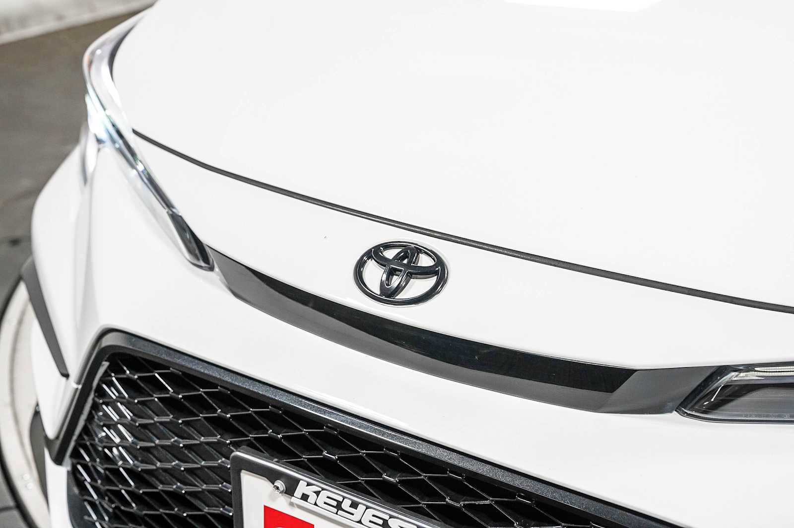 Certified 2026 Toyota Corolla SE FWD image 9