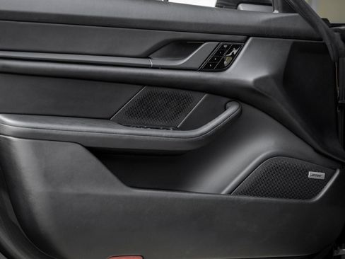 Certified 2021 Porsche Taycan 4S AWD/4WD image 19