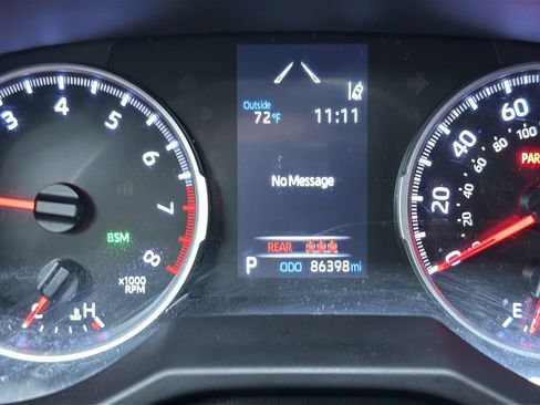 Used 2021 Toyota RAV4 LE FWD image 23