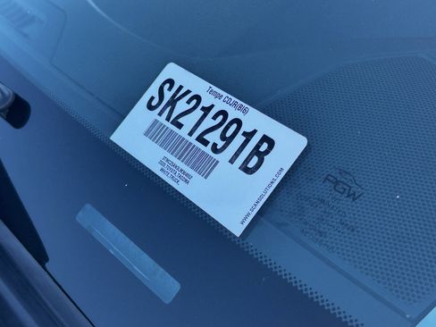 Used 2020 Toyota Tacoma SR5 w/ Technology Package image 32