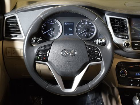 Used 2018 Hyundai Tucson Limited AWD/4WD image 18