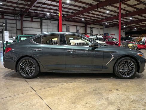 Used 2019 Genesis G70 3.3T Design AWD/4WD image 10