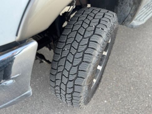 Used 2002 Ford F350 Lariat image 45