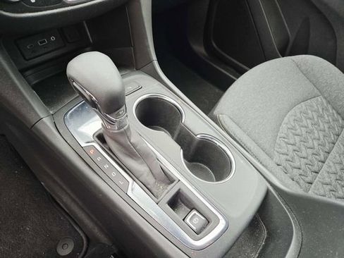 Used 2023 Chevrolet Equinox LT FWD image 26