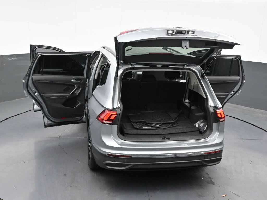 Used 2022 Volkswagen Tiguan S FWD image 35
