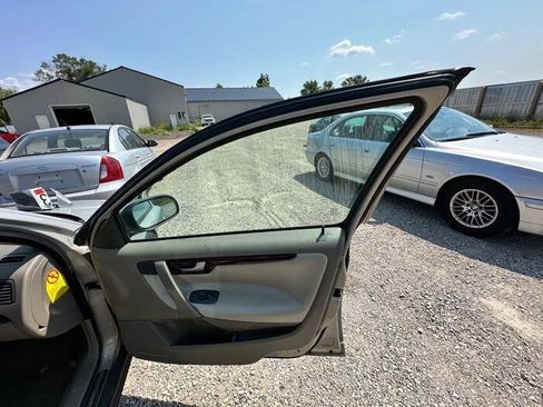 Used 2003 Volvo V70 2.5T AWD/4WD image 27