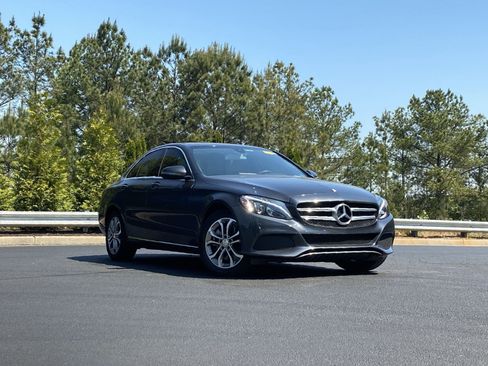 Used 2016 Mercedes-Benz C 300 4MATIC Sedan image 2