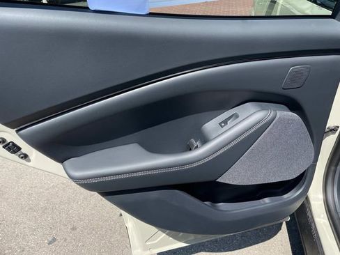 New 2025 Ford Mustang Mach-E Premium image 21