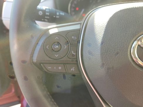 Used 2023 Toyota RAV4 XLE Premium image 29