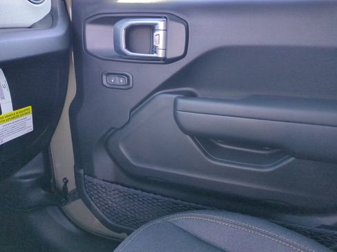 New 2026 Jeep Gladiator Sport image 16