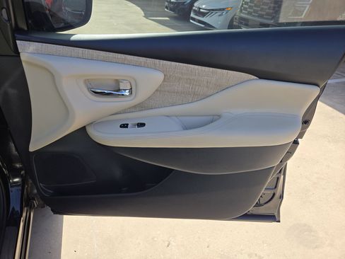 Used 2023 Nissan Murano SL w/ SL Moonroof Package FWD image 32
