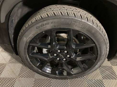 Used 2024 Chevrolet Traverse RS image 34