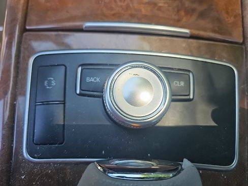 Used 2012 Mercedes-Benz E 350 BlueTEC Sedan image 13