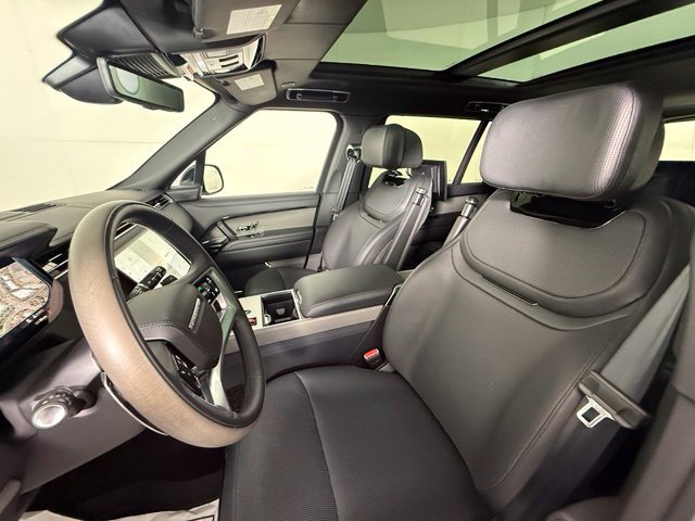 New 2026 Land Rover Range Rover SV AWD/4WD image 6