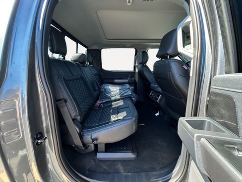 New 2025 Ford F350 Lariat w/ Lariat Ultimate Package image 11