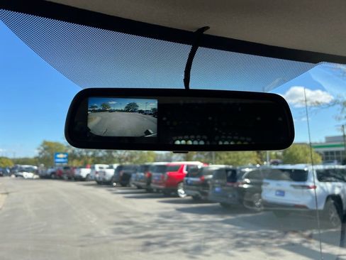 Used 2023 GMC Savana 2500 w/ Driver Convenience Package image 31