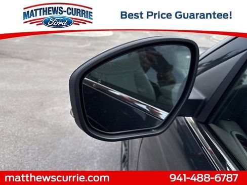 New 2026 Ford Expedition Platinum w/ Platinum Ultimate Package AWD/4WD image 8