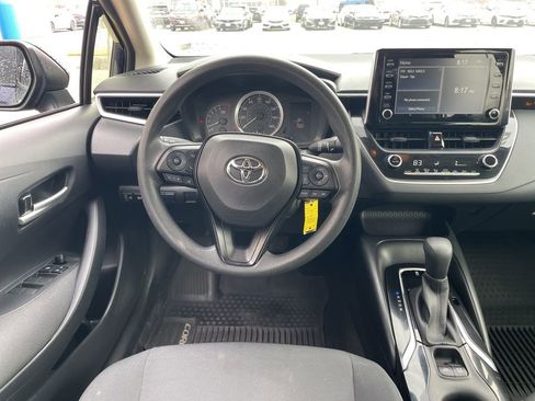 Used 2020 Toyota Corolla LE image 12
