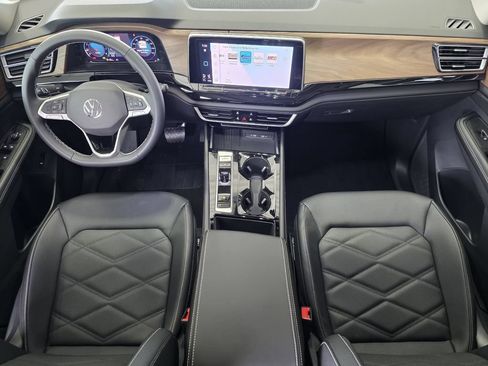 New 2026 Volkswagen Atlas SE FWD image 22