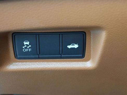 Used 2023 INFINITI Q50 Luxe w/ Cargo Package RWD image 18
