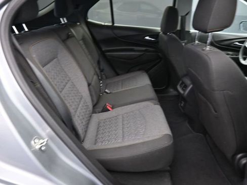 Used 2024 Chevrolet Equinox LT image 30