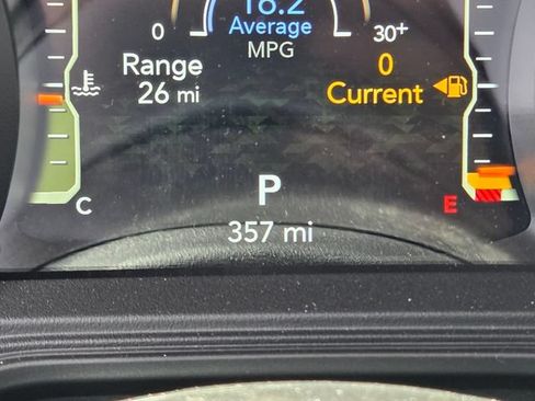 Used 2025 Jeep Wrangler Unlimited Sport AWD/4WD image 21