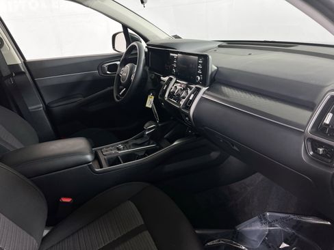 Used 2023 Kia Sorento LX FWD image 27