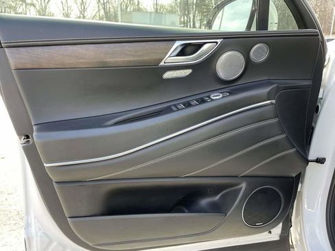 Used 2023 Genesis GV80 2.5T w/ Advanced Package image 17