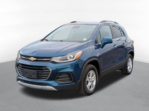 Used 2019 Chevrolet Trax LT w/ LT Convenience Package AWD/4WD image 5