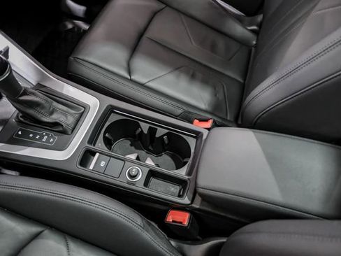 Used 2023 Audi Q3 2.0T Premium image 33