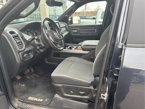 Used 2022 RAM 2500 Big Horn w/ Level A Equipment Group image 9