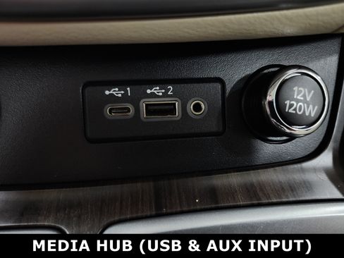 Used 2021 Nissan Murano Platinum w/ Cargo Package image 9