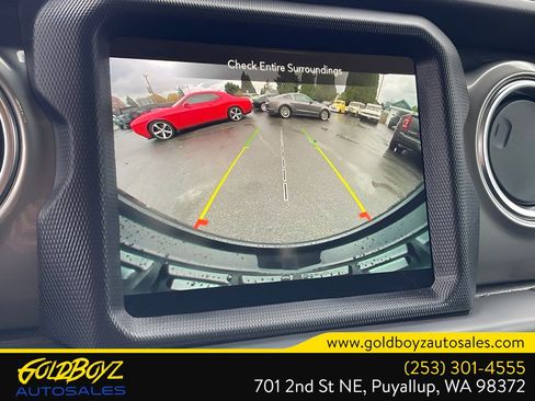 Used 2023 Jeep Wrangler Sahara image 22