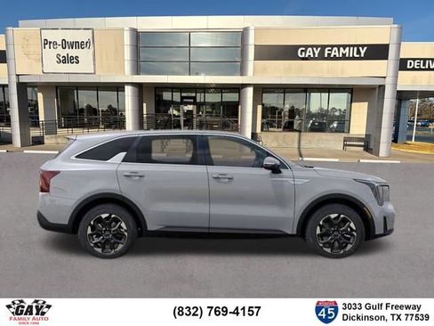 Certified 2026 Kia Sorento S FWD image 7