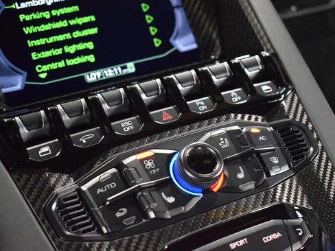 Used 2019 Lamborghini Aventador S image 31