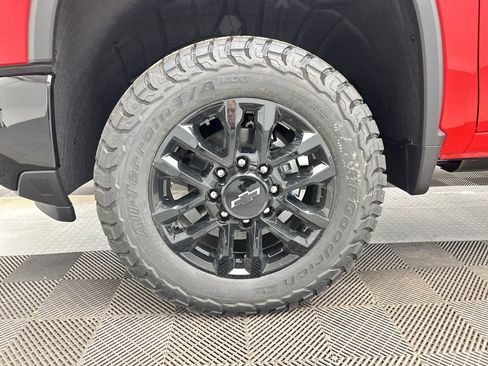 New 2026 Chevrolet Silverado 3500 LT w/ Trail Boss Package AWD/4WD image 11